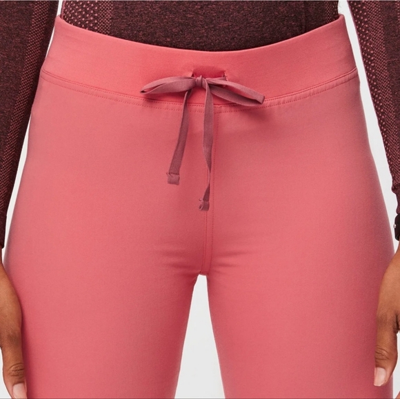 New Figs Livingston scrub pants desert rose - Picture 3 of 15